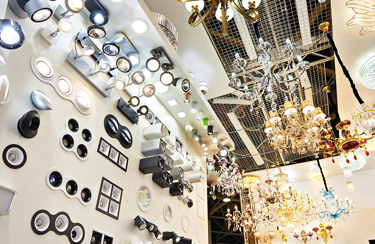 Reducing Trial-and-Error Costs: The Localization Strategy for Lighting Brands Going Global